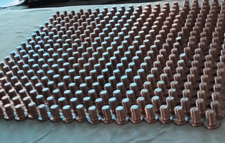 Threaded tungsten-copper electrodes finished on the line